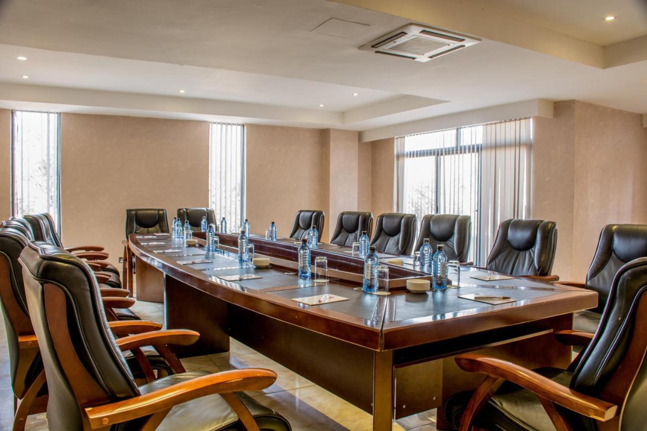 Gelian Hotel Machakos Екстер'єр фото